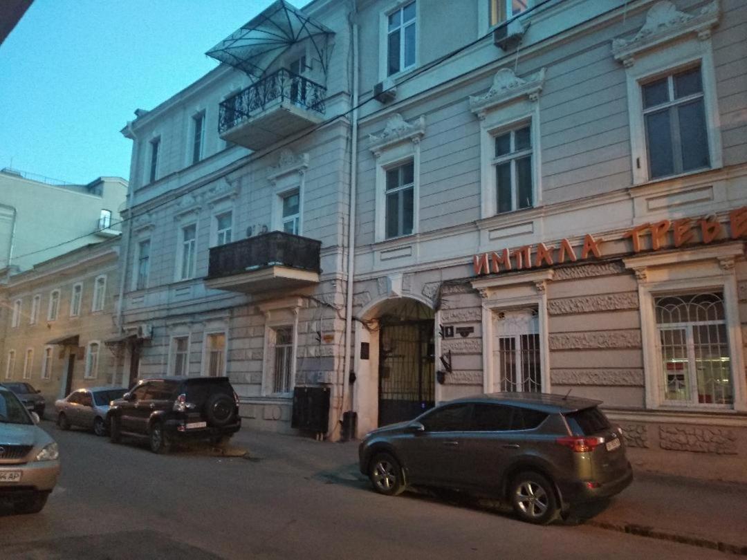 White Door Apartments Mansard Heart Of Odessa 2 Exterior photo